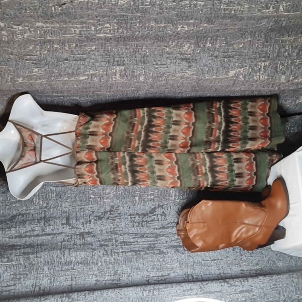 Forever 21, Sleeveless Flowy Boho Aztec Dress, Size S NWOT. - Picture 3 of 4